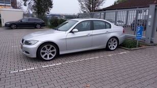 BMW 325i berlina