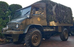 MERCEDES-BENZ Unimog  camión militar