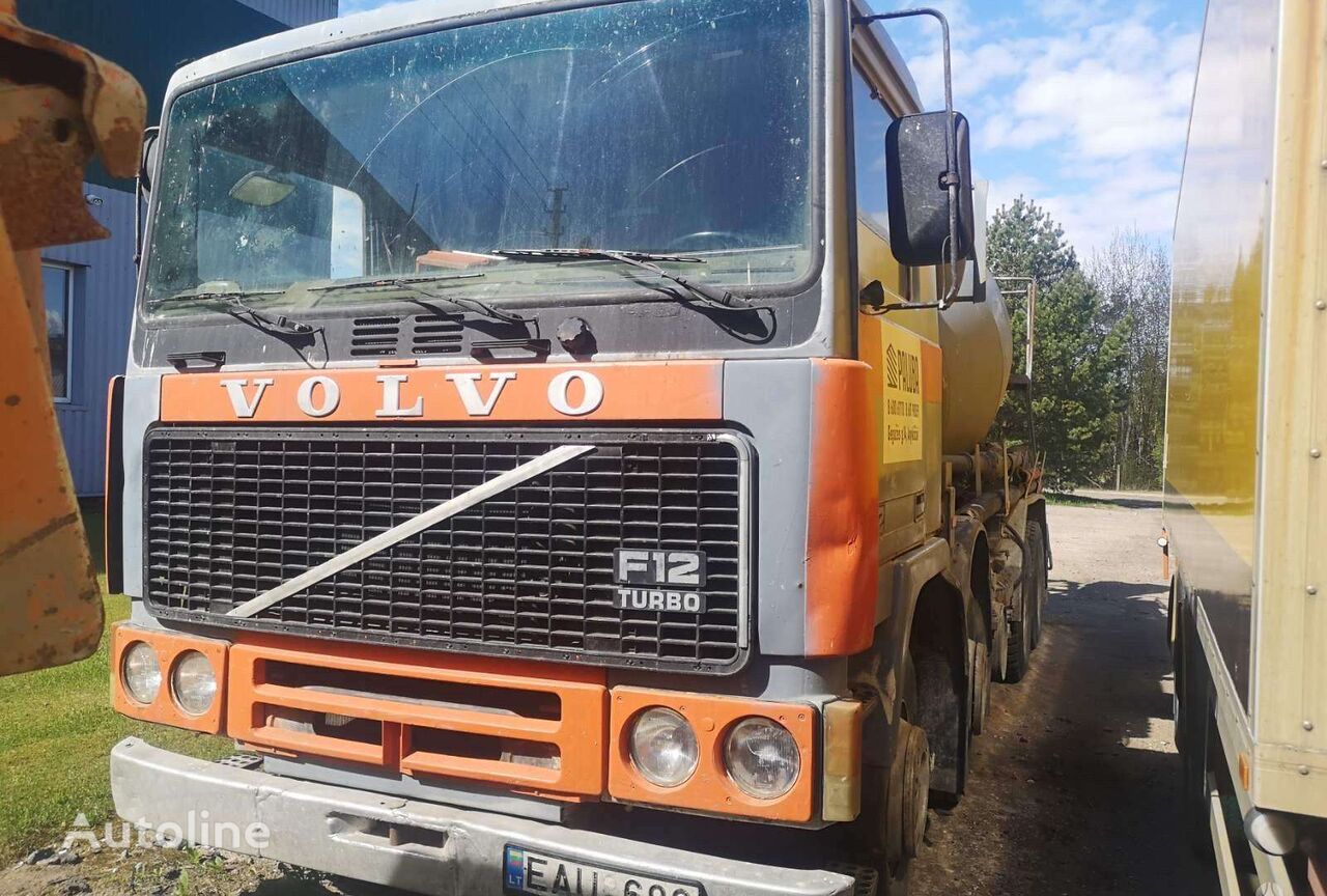 Volvo F12 Only chassis camión chasis