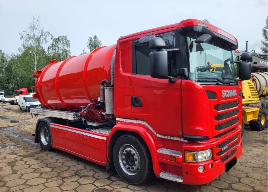 Scania Vacuum truck 11 m3 camión cisterna