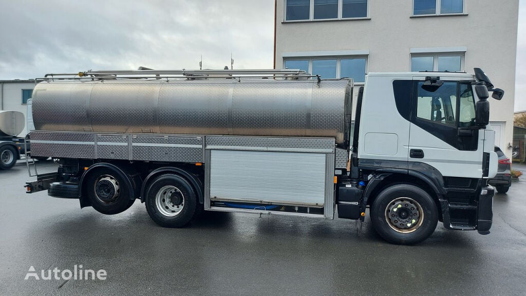 IVECO Stralis 460  (Nr. 5355) camión para transporte de leche