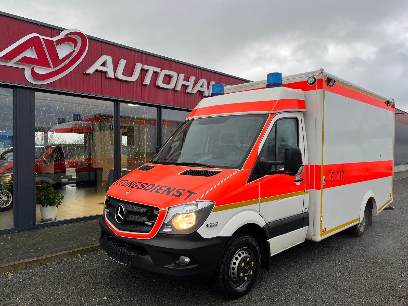 Mercedes-Benz Sprinter II 516 CDI Mentőautó ambulancia