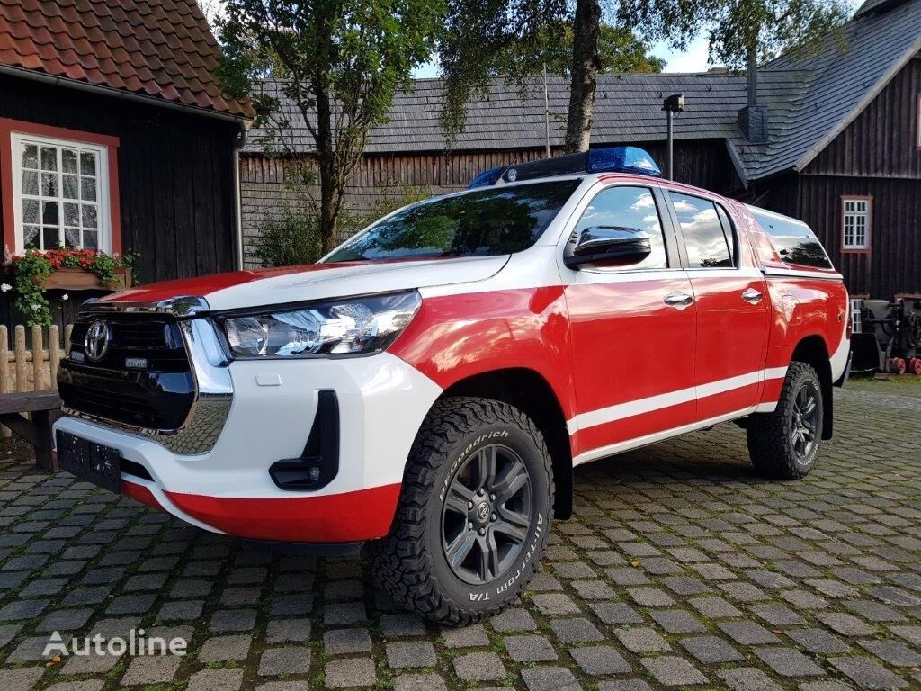 Toyota Hilux 2,8 D4-D camión de bomberos nuevo
