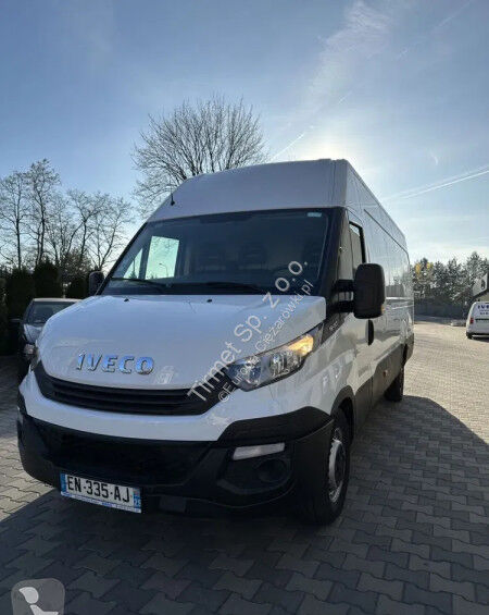 IVECO 35C15 furgoneta